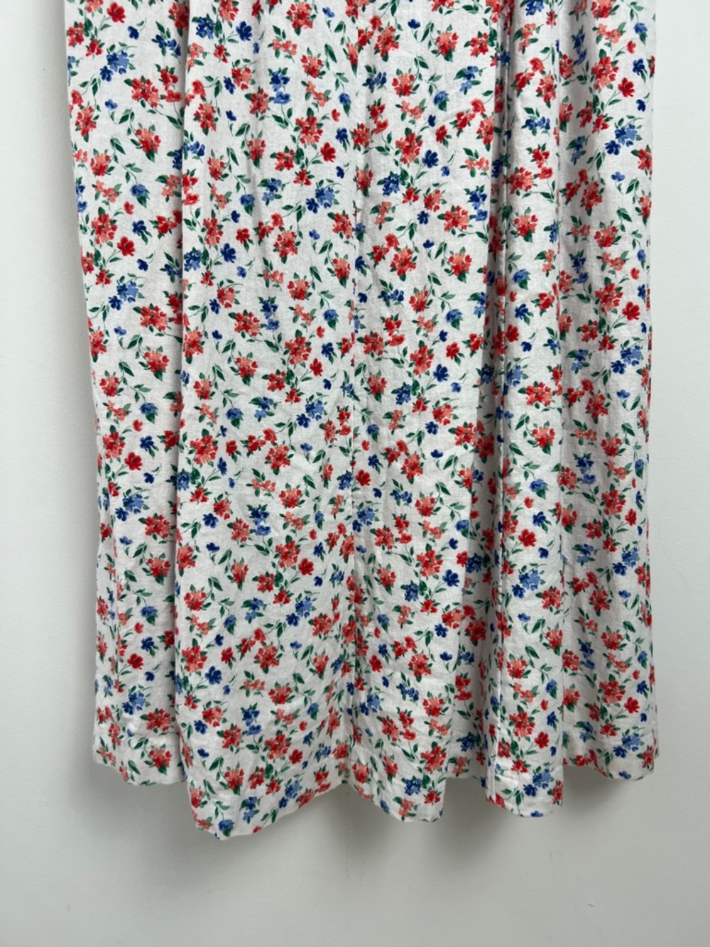 Old Navy Large Fit & Flare Linen Blend Midi Dress In Americana Floral Print - Picture 5 of 12